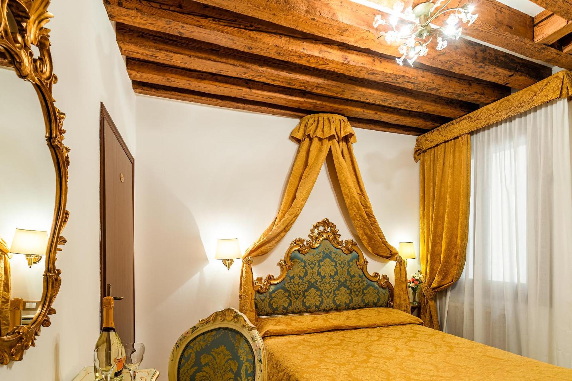 Hotel Al Vagon Venedig Exterior foto