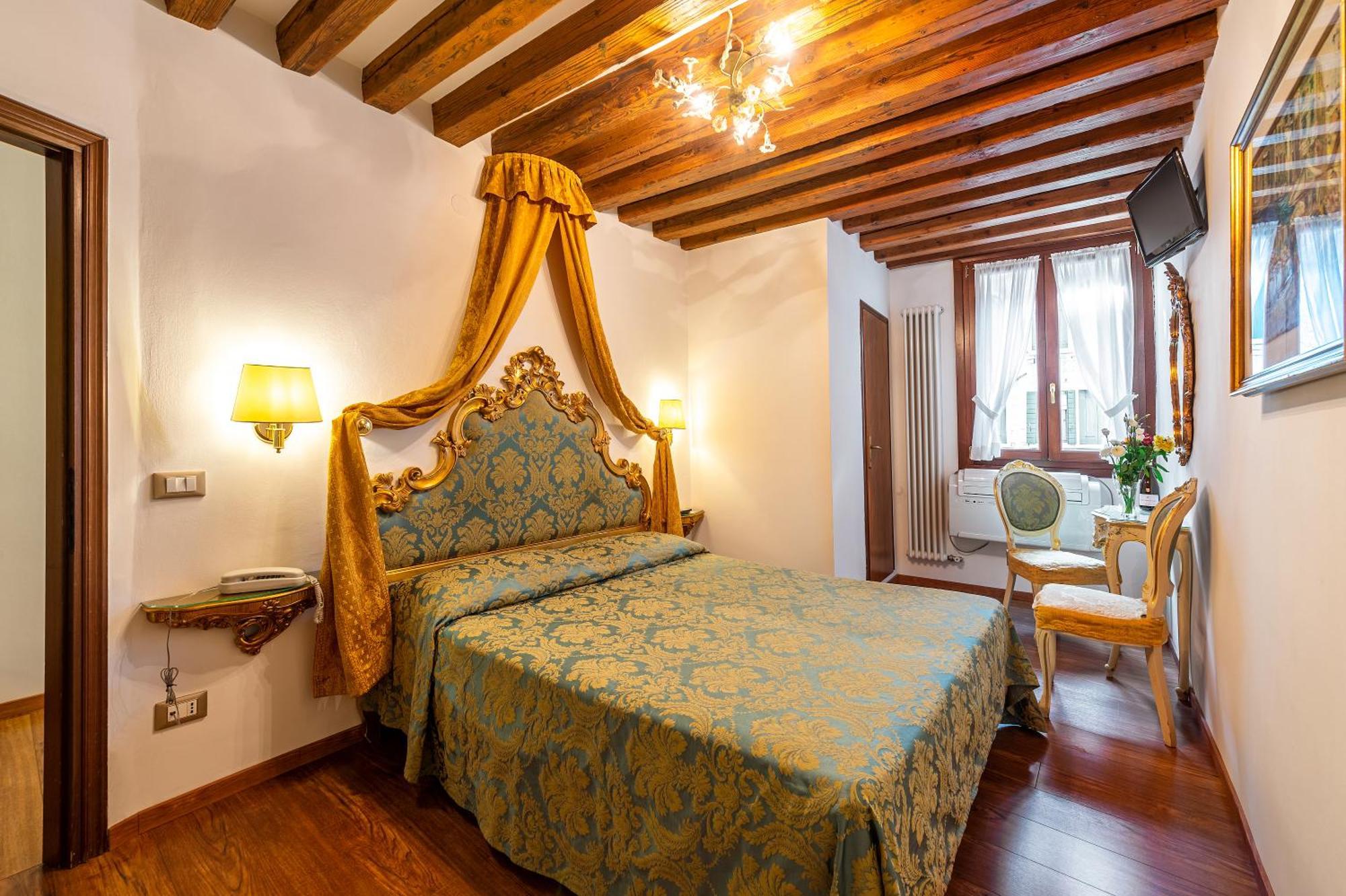 Hotel Al Vagon Venedig Exterior foto